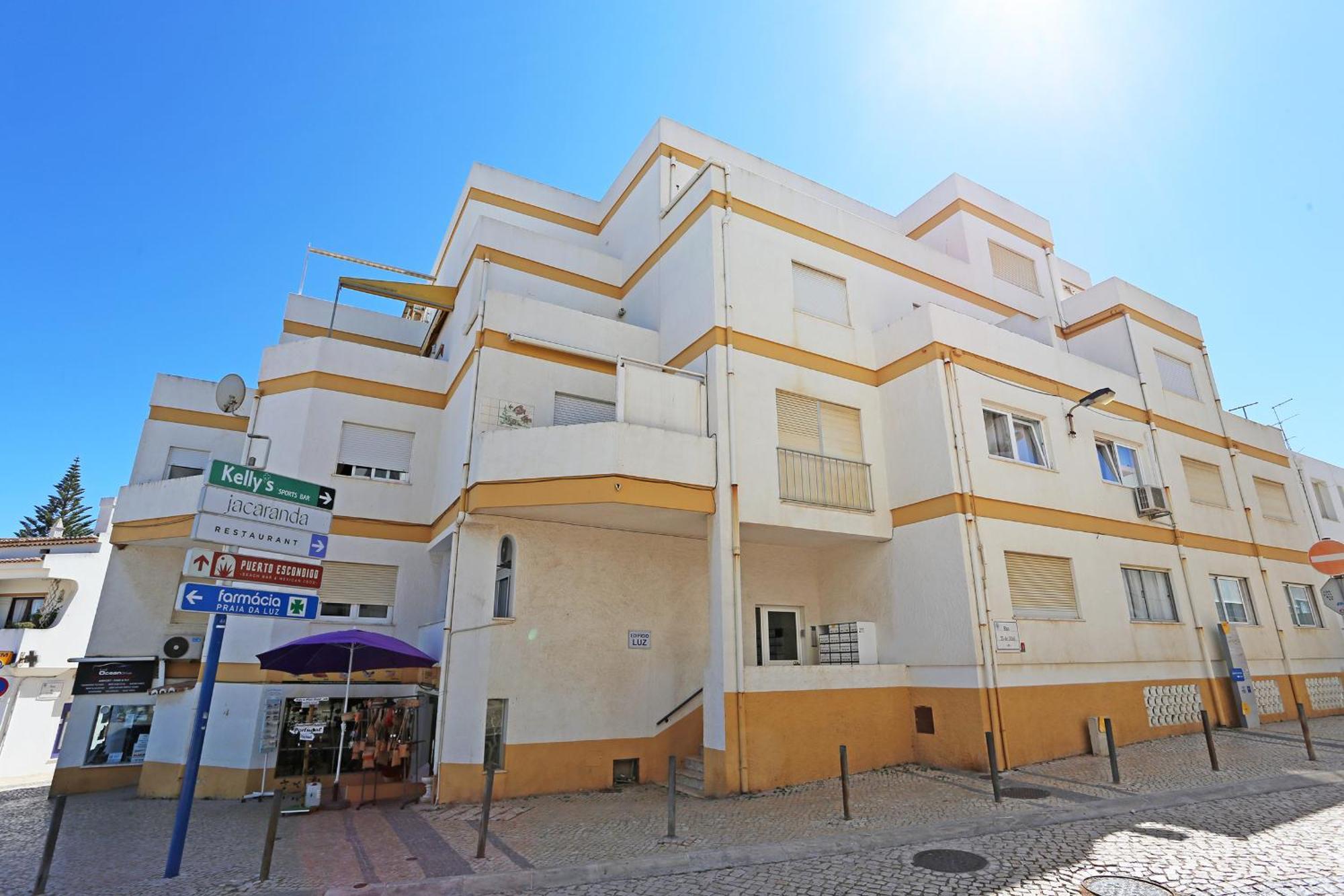 Casas Da Calheta In Luz Стая снимка