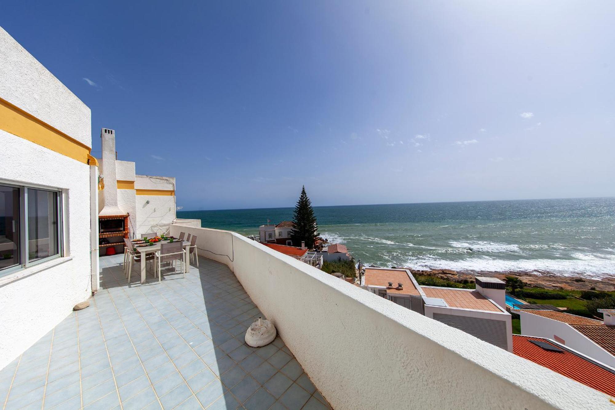 Casas Da Calheta In Luz Стая снимка